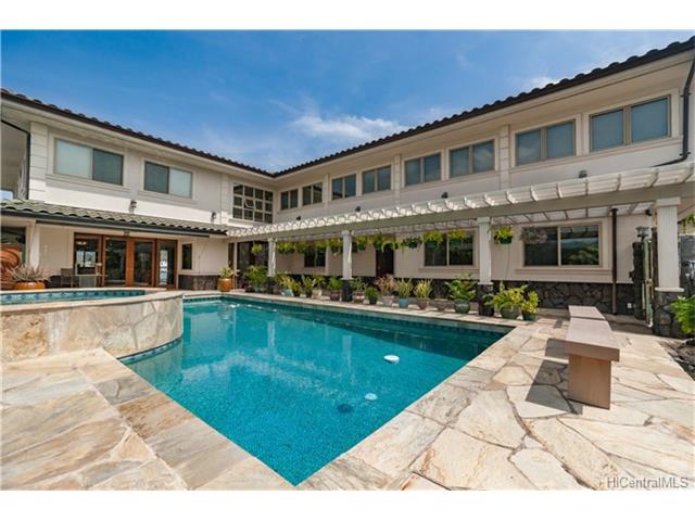 7096 Kalanianaole Highway, Honolulu, HI 96825