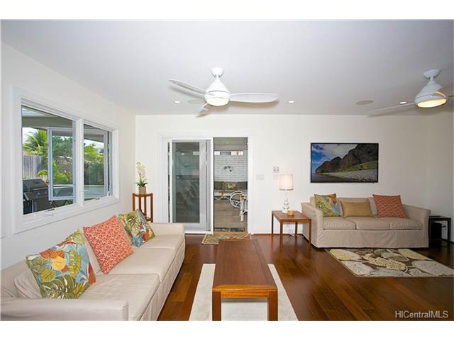 450 Kaumakani Street, Honolulu, HI 96825