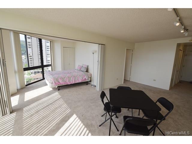 747 Wiliwili Street, Honolulu, HI 96826