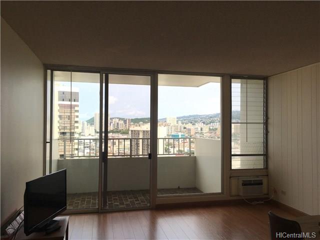 796 Isenberg Street, Honolulu, HI 96826
