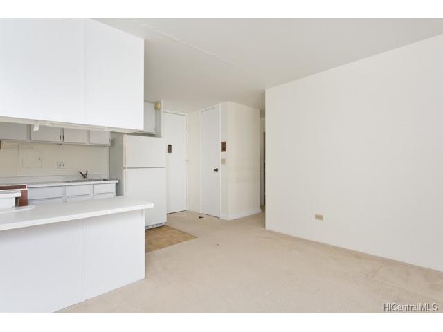 2847 Waialae Avenue, Honolulu, HI 96826