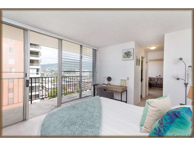 2754 Kuilei St #1102, Honolulu, HI 96826