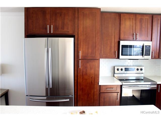 2440 Date Street, Honolulu, HI 96826