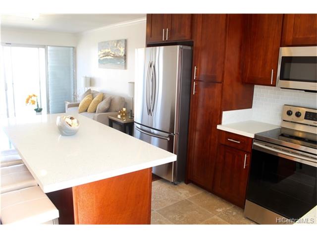2440 Date Street, Honolulu, HI 96826