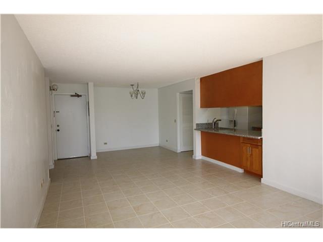 2752 Kaaha Street, Honolulu, HI 96826