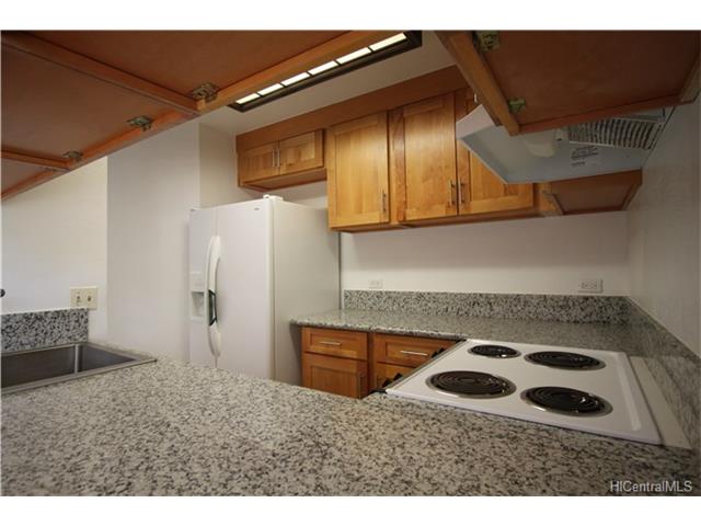 2752 Kaaha Street, Honolulu, HI 96826