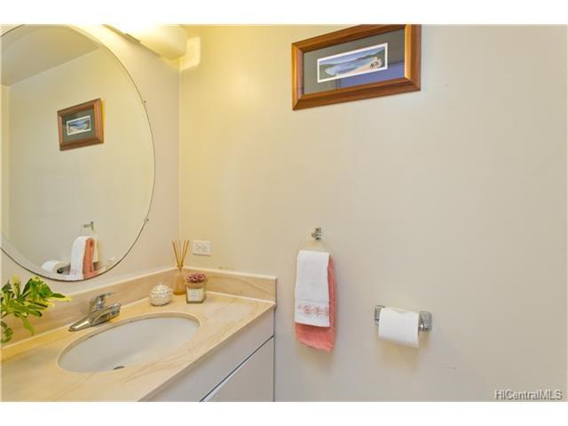 500 University Avenue, Honolulu, HI 96826