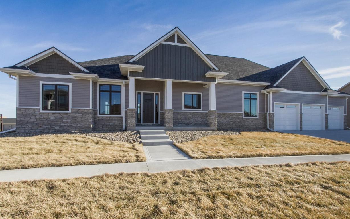2746 London Drive, Ames, IA 50010