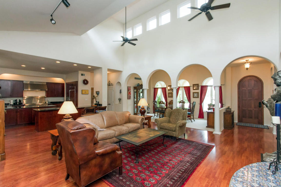 3333 BAYBERRY Circle, Ames, IA 50014