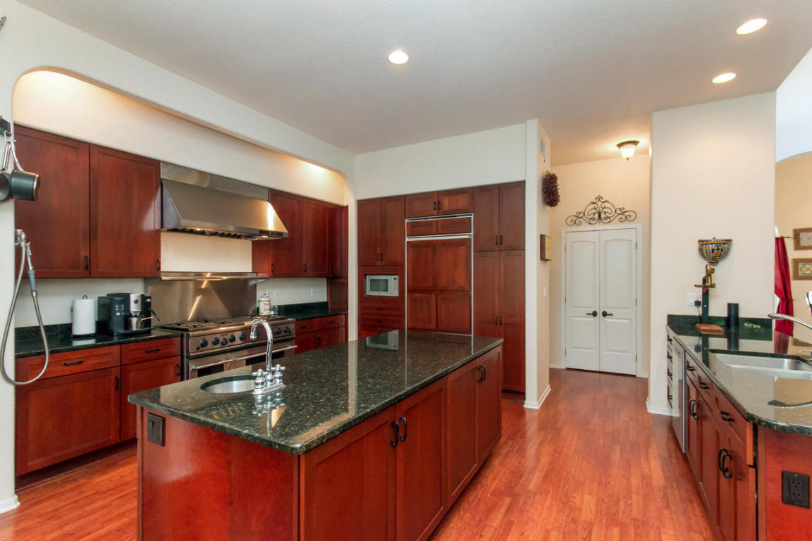 3333 BAYBERRY Circle, Ames, IA 50014