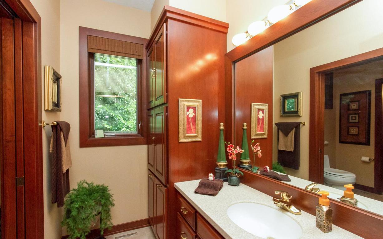 482 Fawncove Lane, Ames, IA 50014