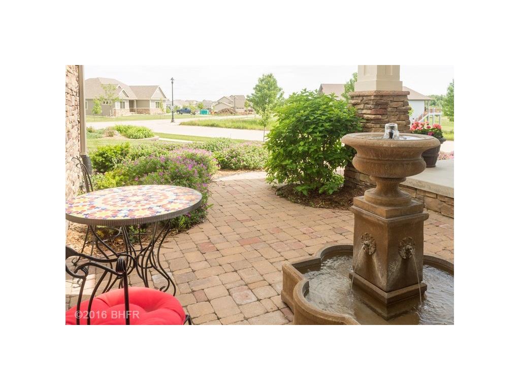 5018 NE Jan Rose Parkway, Ankeny, IA 50021