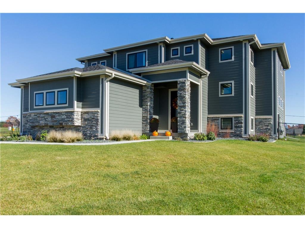 2624 NW 86th Place, Ankeny, IA 50023