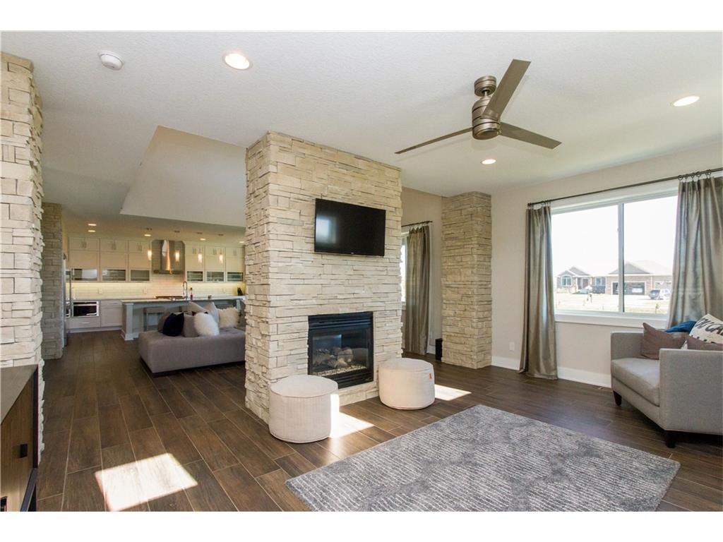2624 NW 86th Place, Ankeny, IA 50023