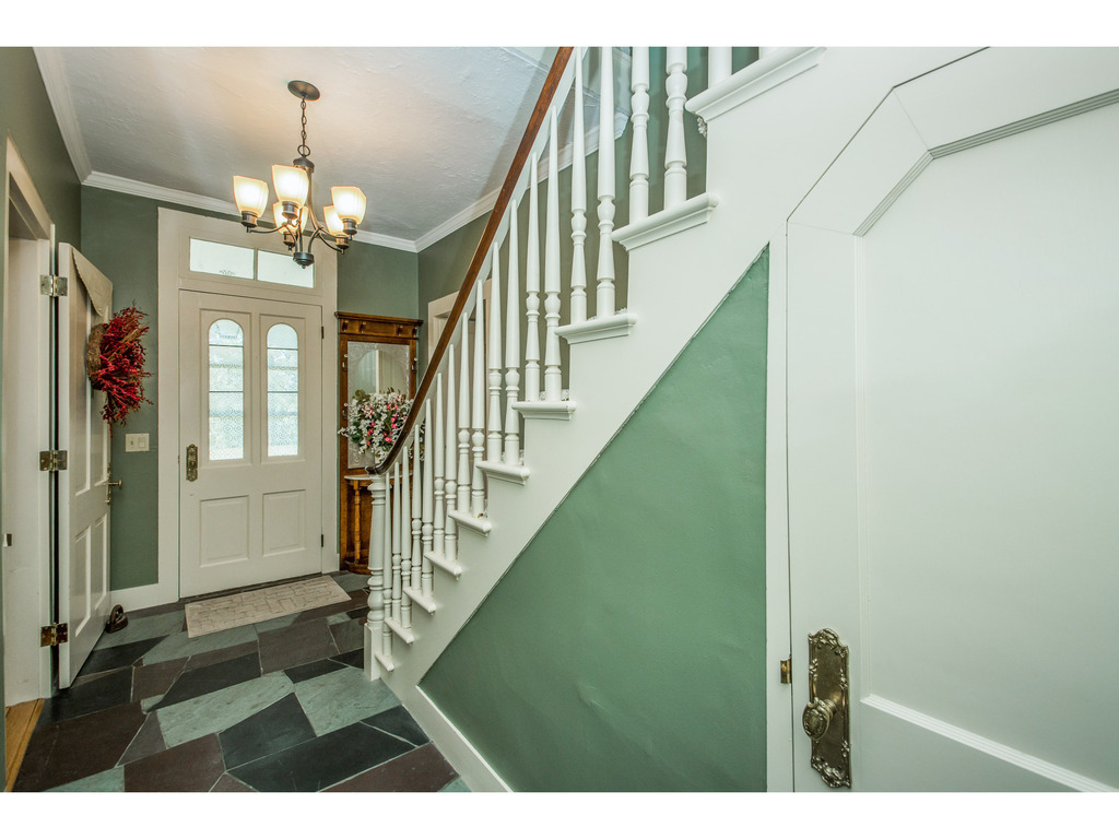 320 Scotch Ridge RD, Carlisle, IA 50047