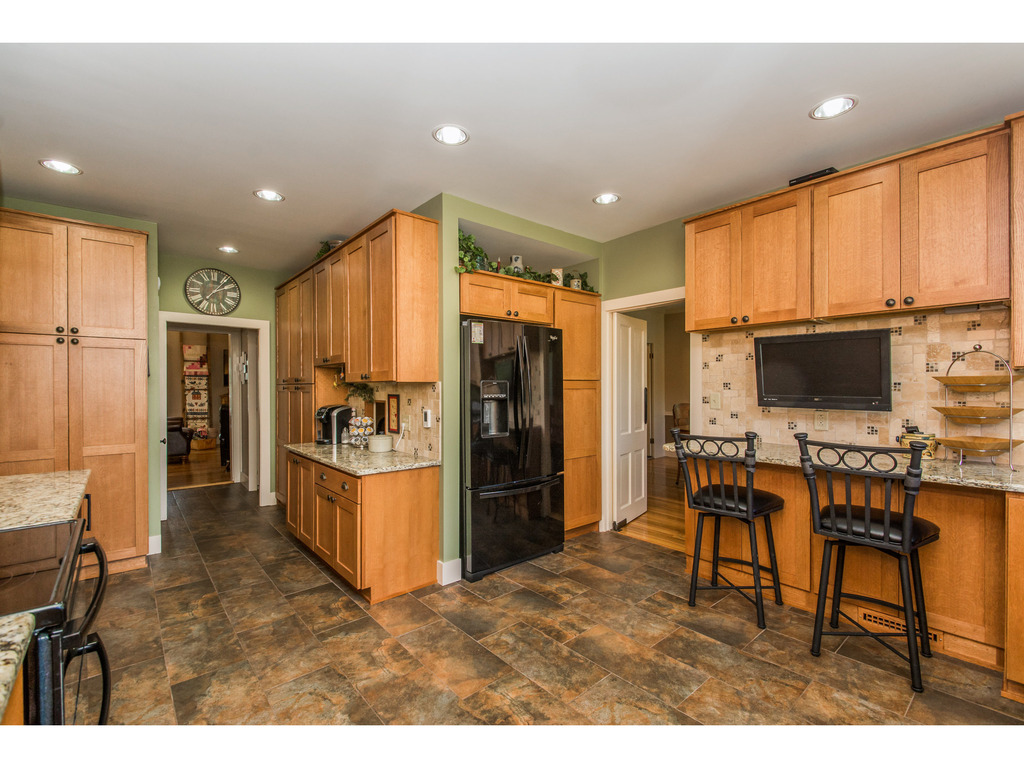 320 Scotch Ridge RD, Carlisle, IA 50047