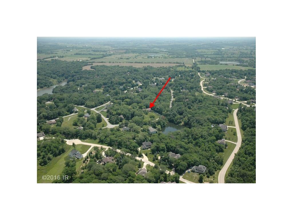 36650 Meadowbrook Circle, West Des Moines, IA 50061