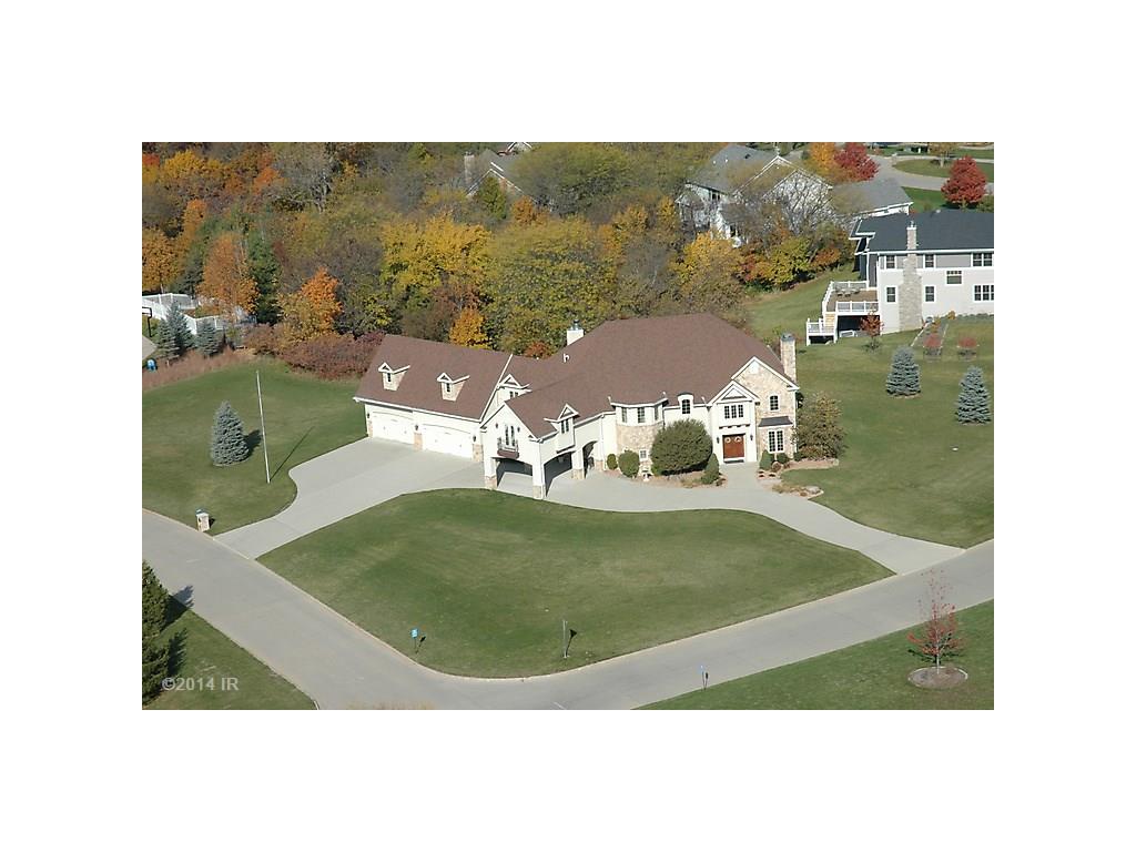 36871 Deerfield Drive, West Des Moines, IA 50061