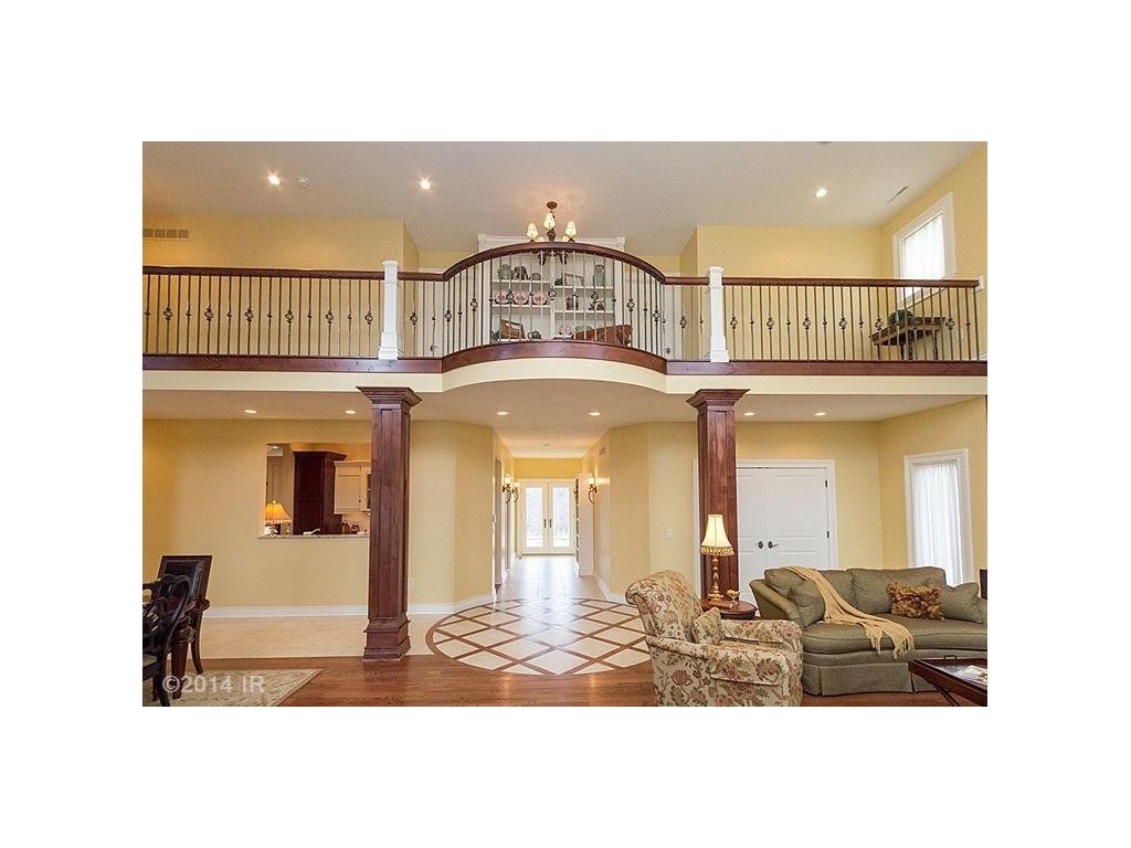 36871 Deerfield Drive, West Des Moines, IA 50061