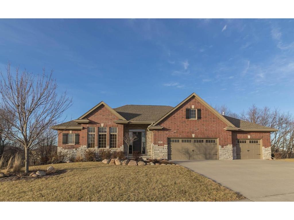 10515 Beaverbrooke BLVD, Johnston, IA 50111