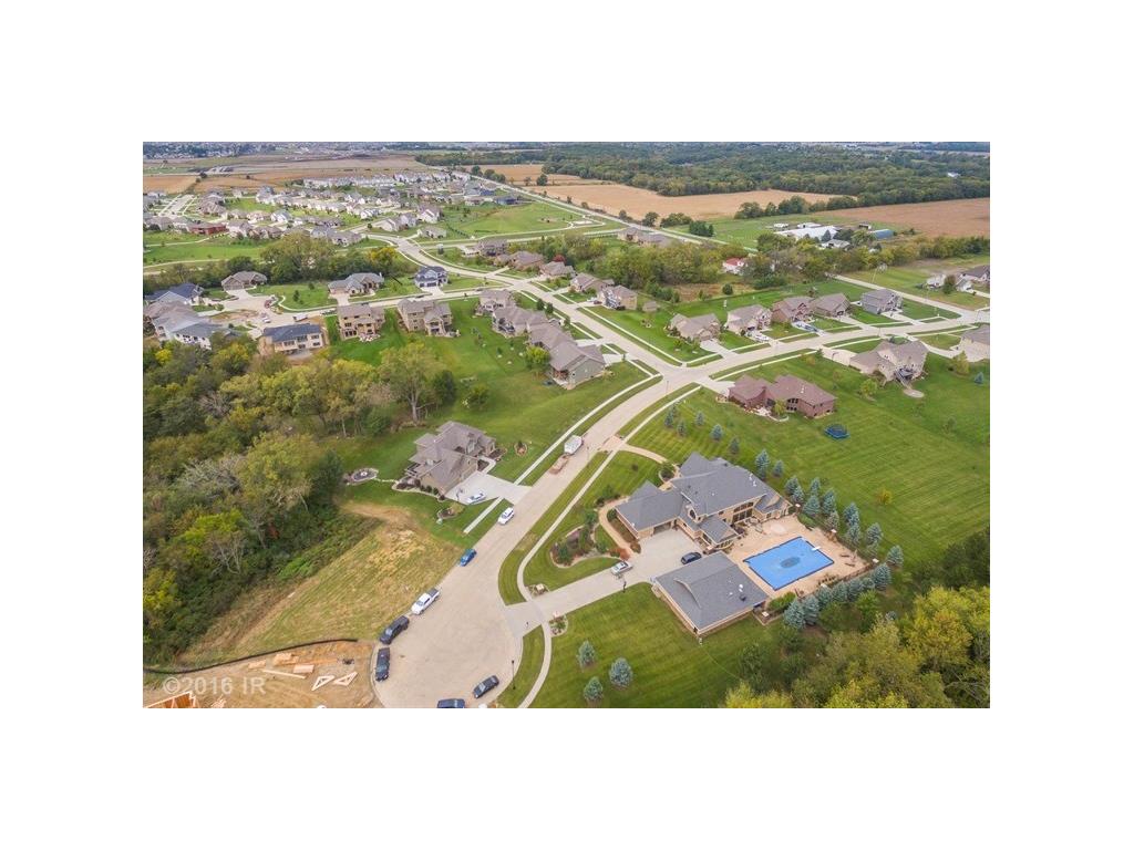 7604 NW 104th Street, Grimes, IA 50111