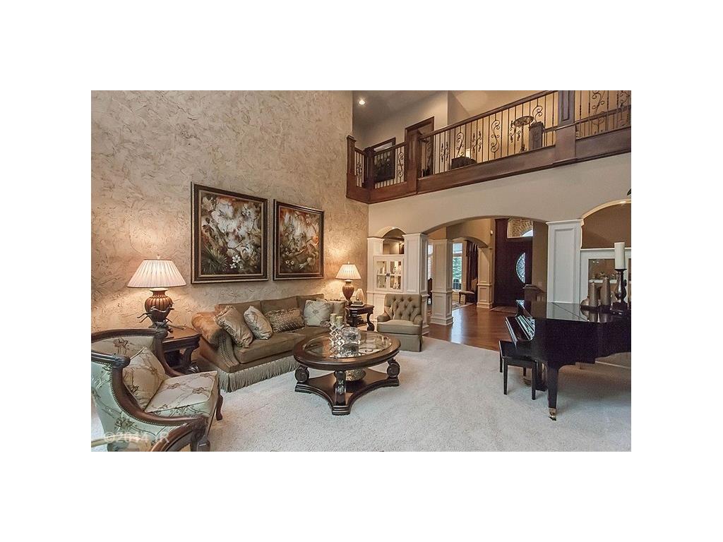 10502 NW 75th Place, Johnston, IA 50111