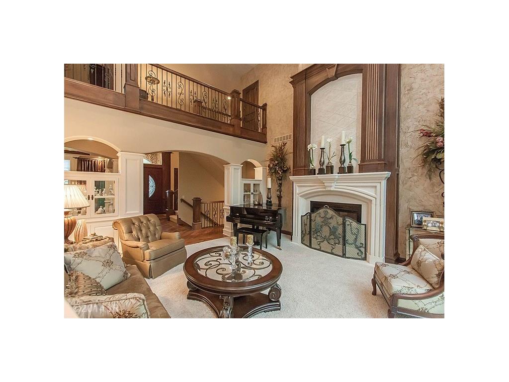 10502 NW 75th Place, Johnston, IA 50111