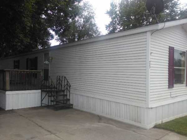 North American Mobile Home Park 23 LEONARD STIndianola, IA 50125