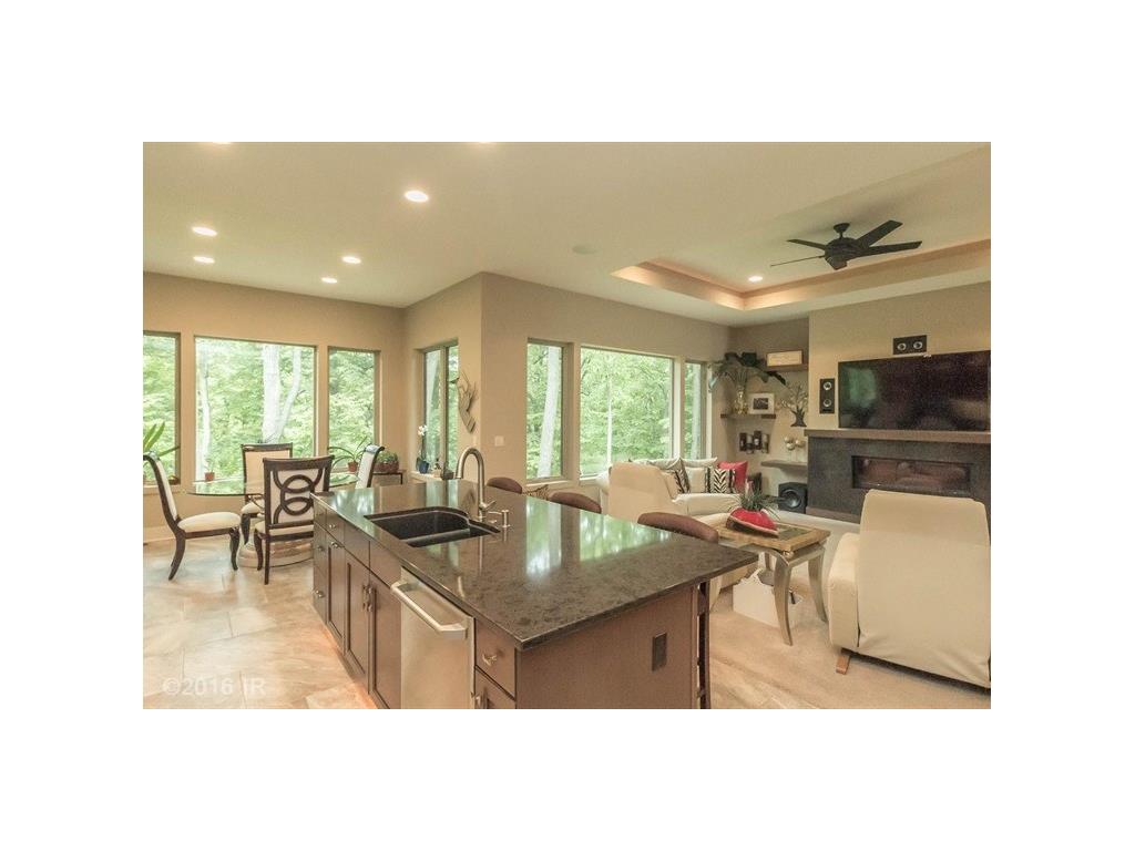 8508 Orchard Drive, Johnston, IA 50131