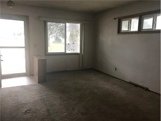510 W Montgomery StKnoxville, IA, 50138Marion County