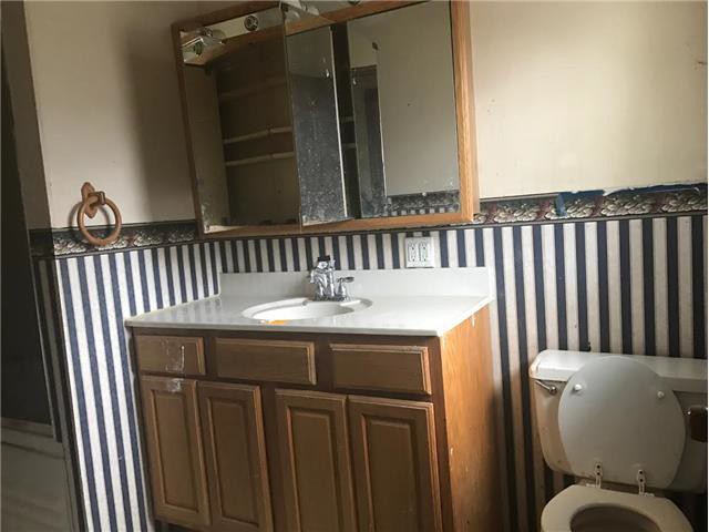 510 W Montgomery StKnoxville, IA, 50138Marion County