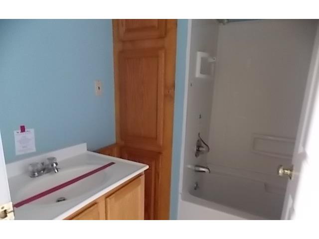 1154 Mckimber LnKnoxville, IA, 50138Marion County