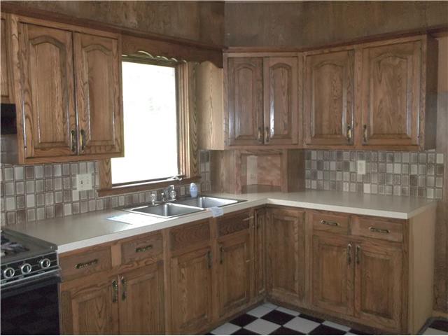 911 May StMarshalltown, IA, 50158Marshall County