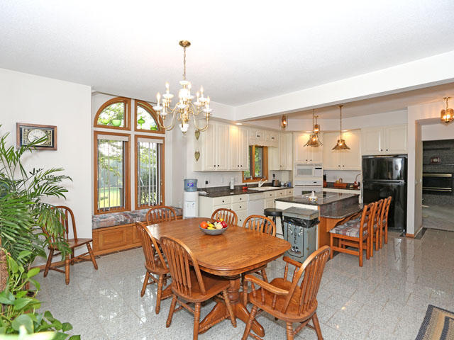 120 E Avenue, Nevada, IA 50201
