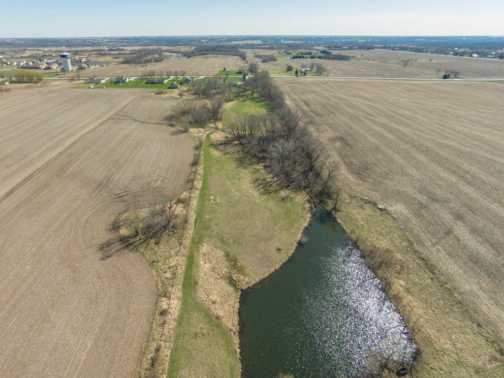 1135 W North AVE, Norwalk, IA 50211