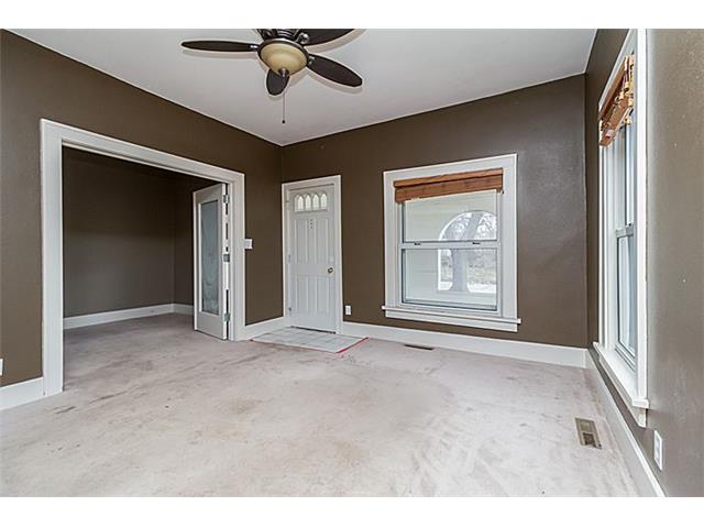 1721 5th StPerry, IA, 50220Dallas County