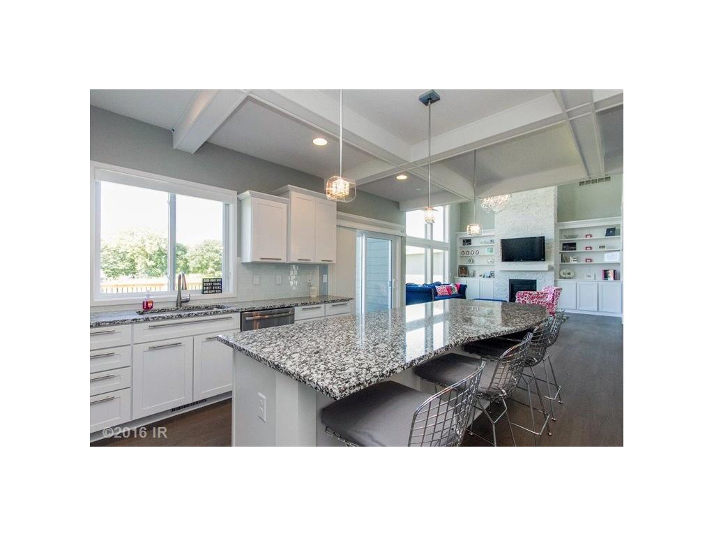 312 Sweetwater Circle, Polk City, IA 50226