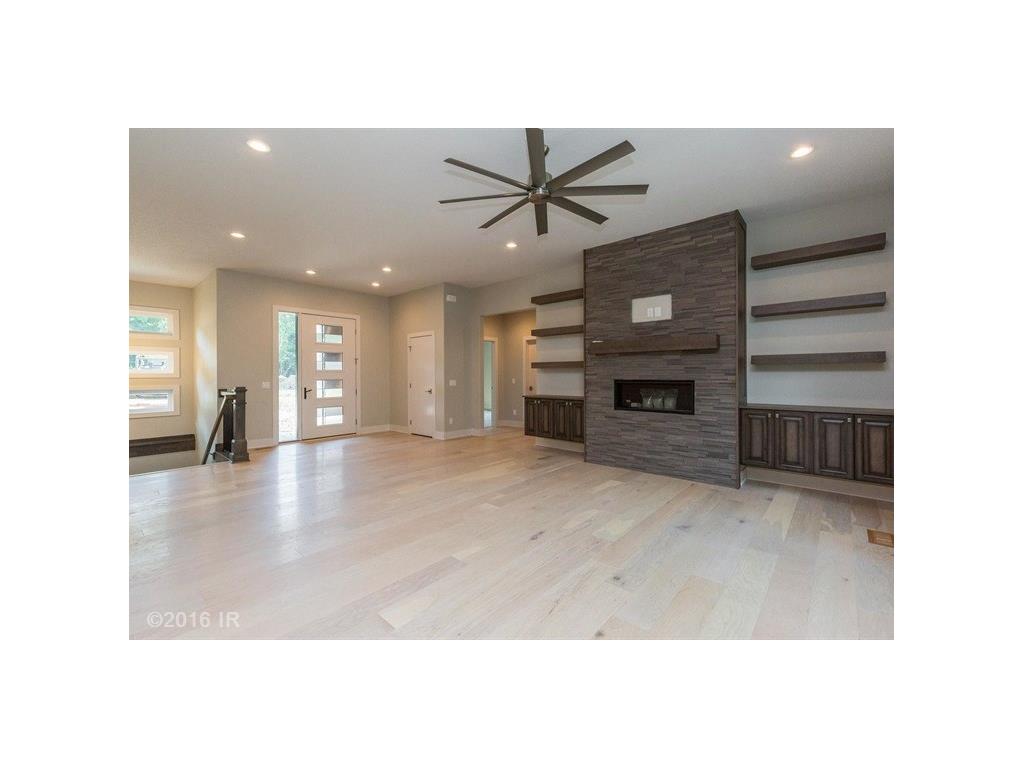 29204 Hickory Lodge Drive, Van Meter, IA 50261