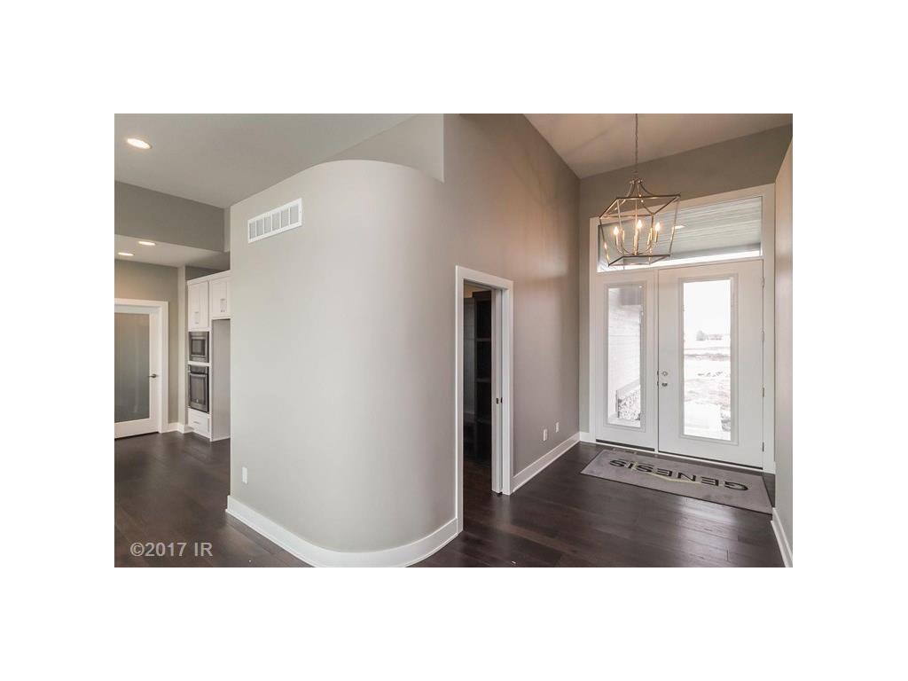 8218 Aspen Drive, West Des Moines, IA 50263