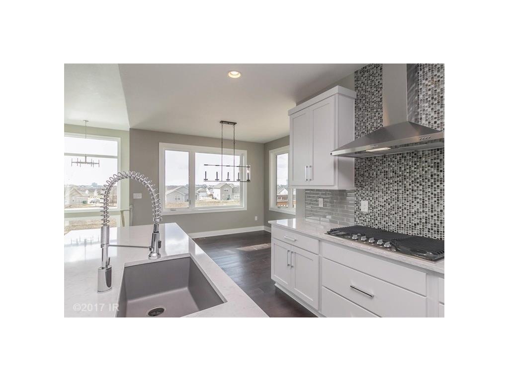 8218 Aspen Drive, West Des Moines, IA 50263