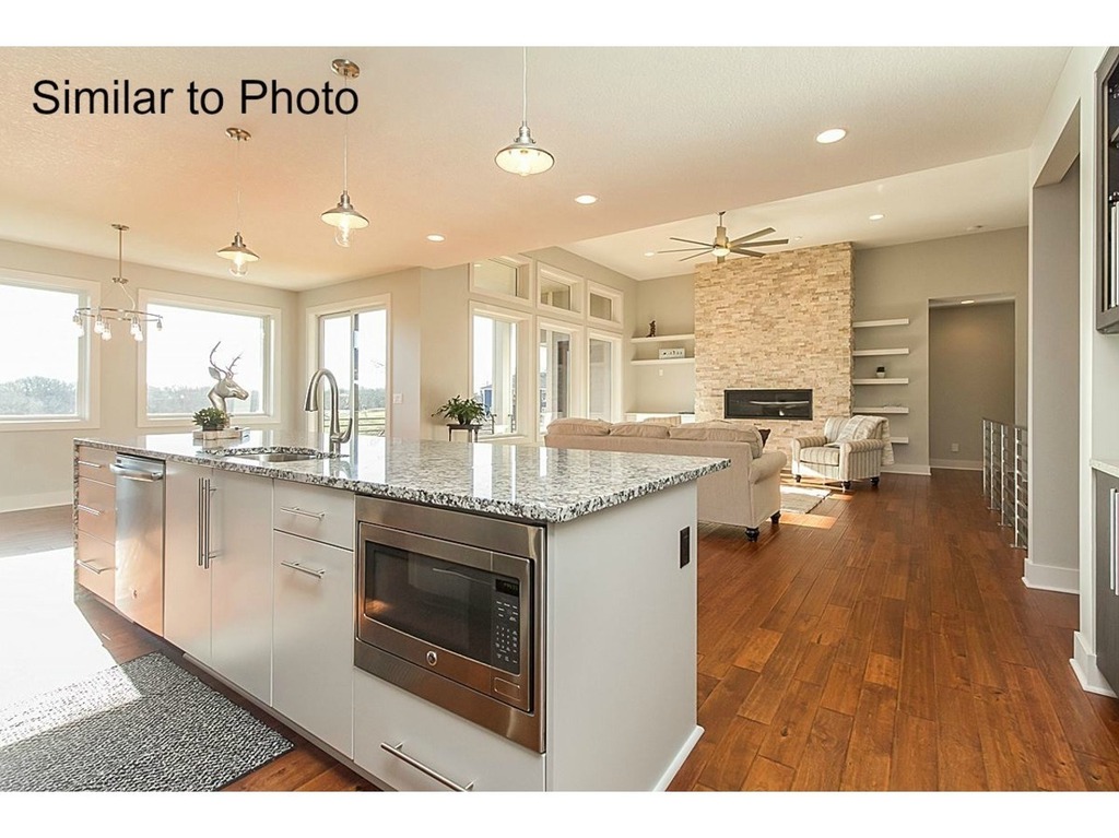 640 Daybreak DR, Waukee, IA 50263