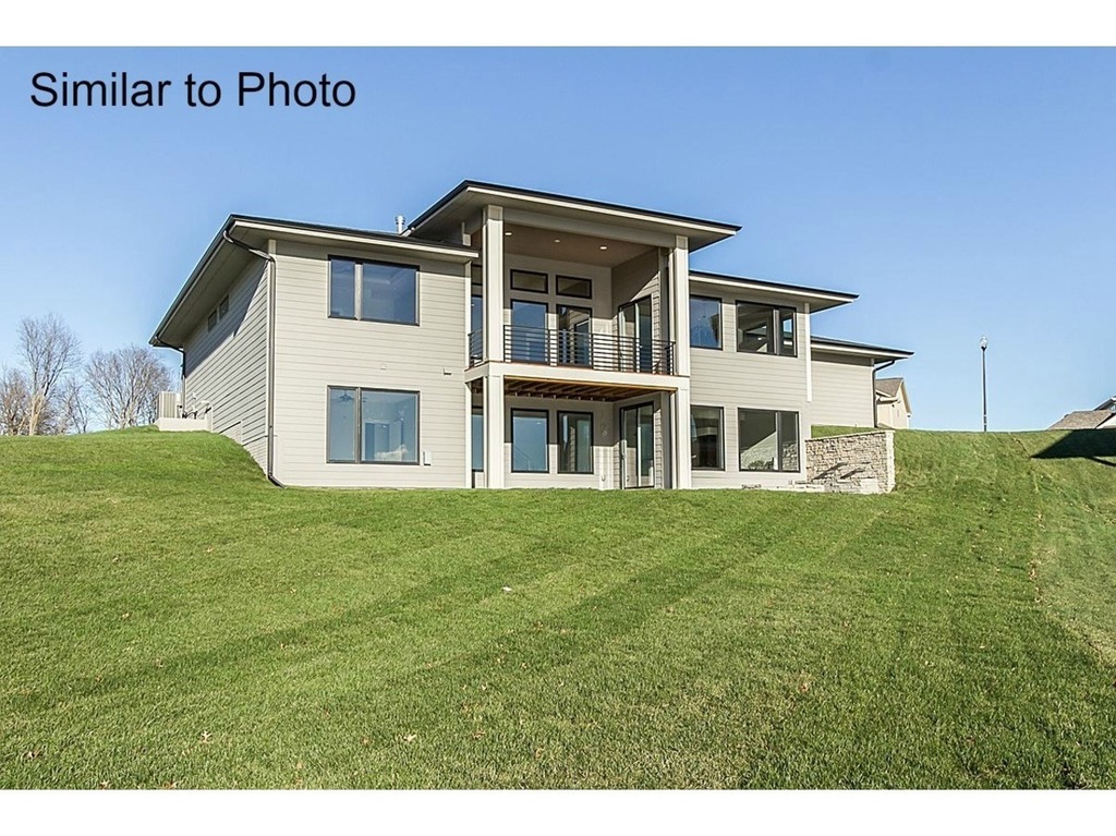 640 Daybreak DR, Waukee, IA 50263
