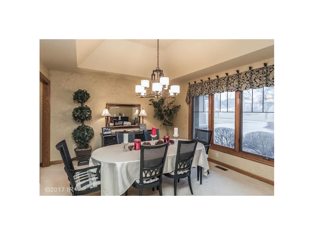 670 SE Westbranch Drive, Waukee, IA 50263
