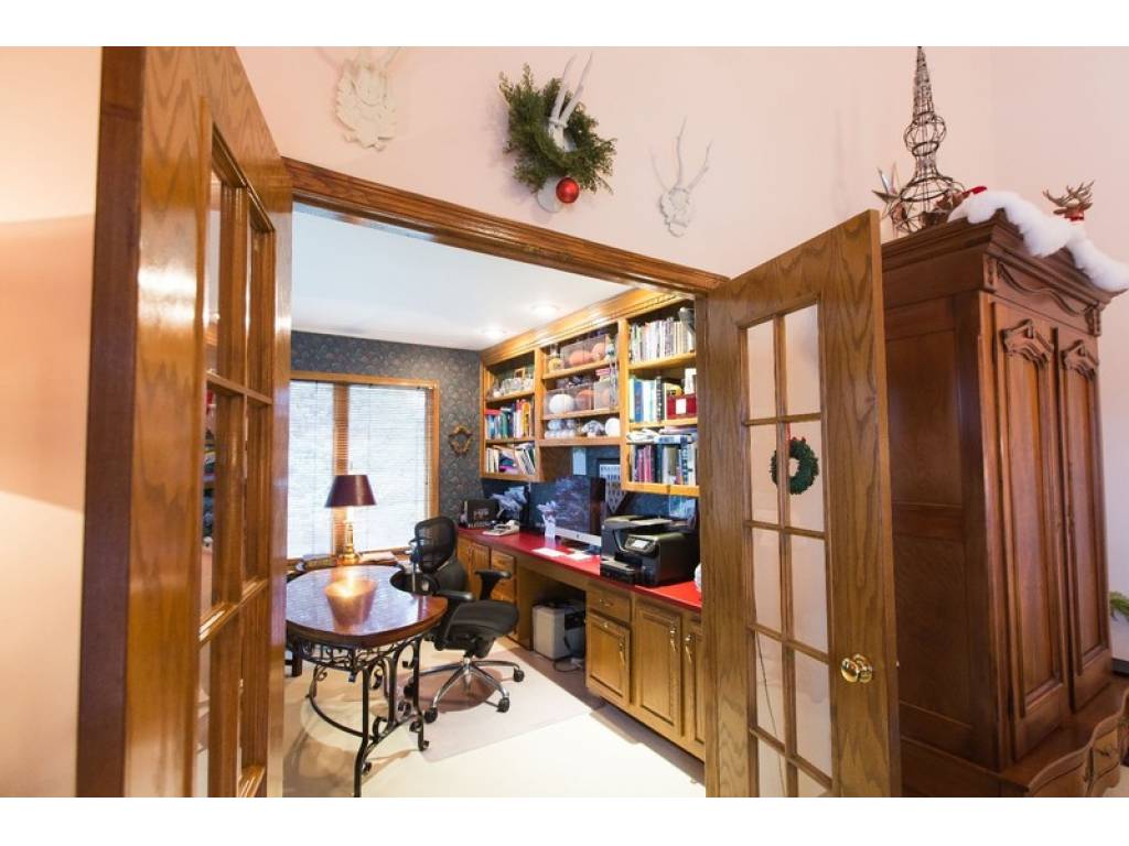 2080 11thSt, West Des Moines, IA 50265