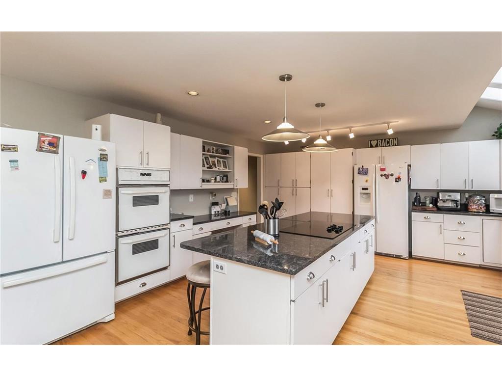809 50th Street, West Des Moines, IA 50265