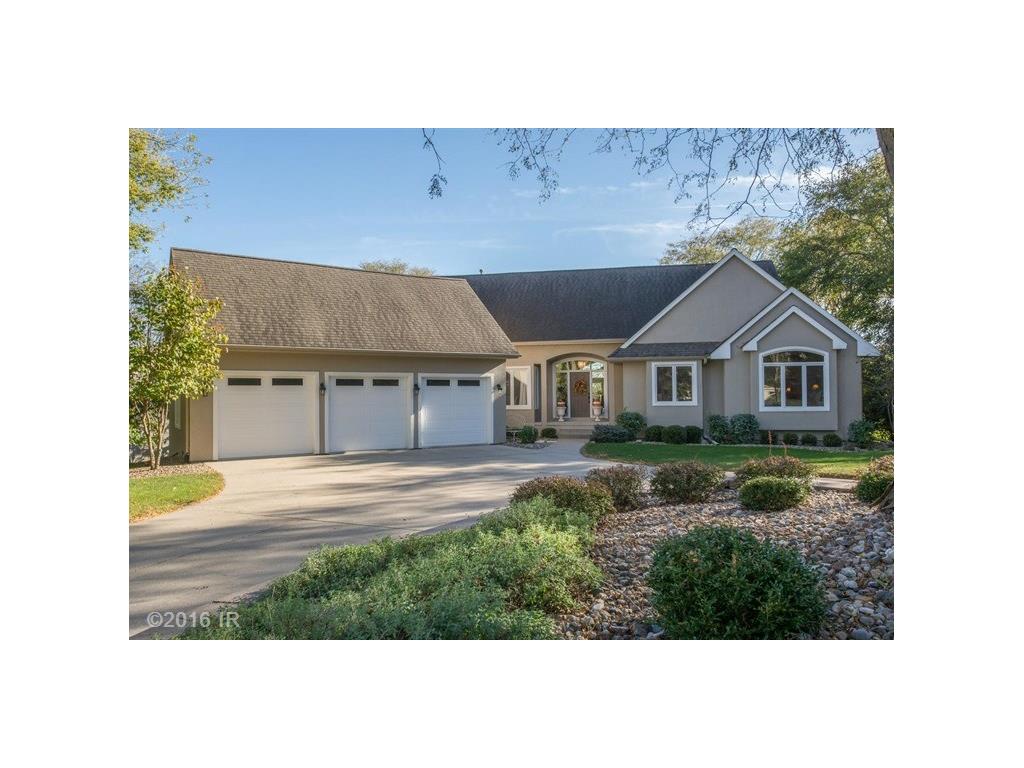 3210 Valley Ridge Court, West Des Moines, IA 50265
