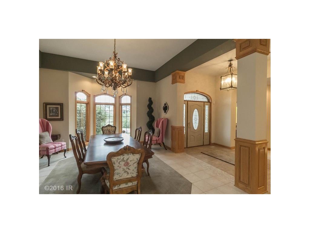 3437 Scenic Valley Drive, West Des Moines, IA 50265