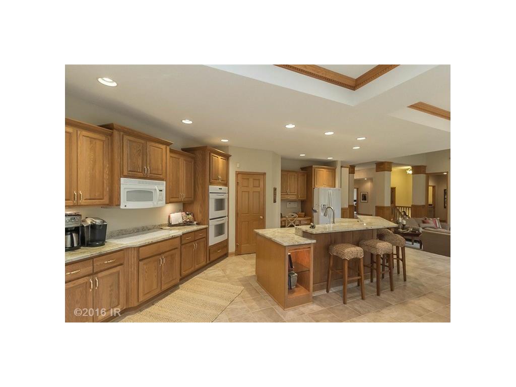 3437 Scenic Valley Drive, West Des Moines, IA 50265