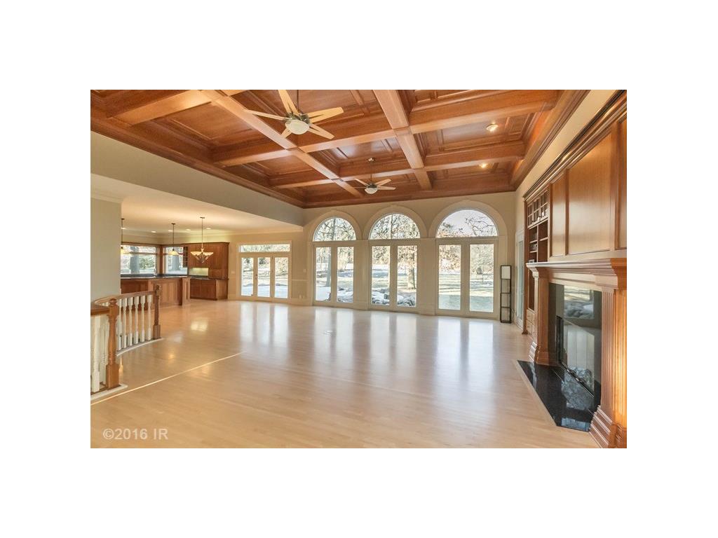 3870 Timberline Drive, West Des Moines, IA 50265