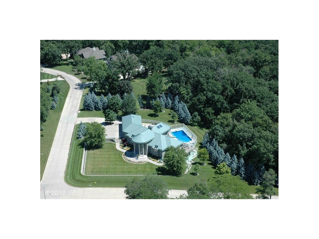4101 Plumwood Drive, West Des Moines, IA 50265